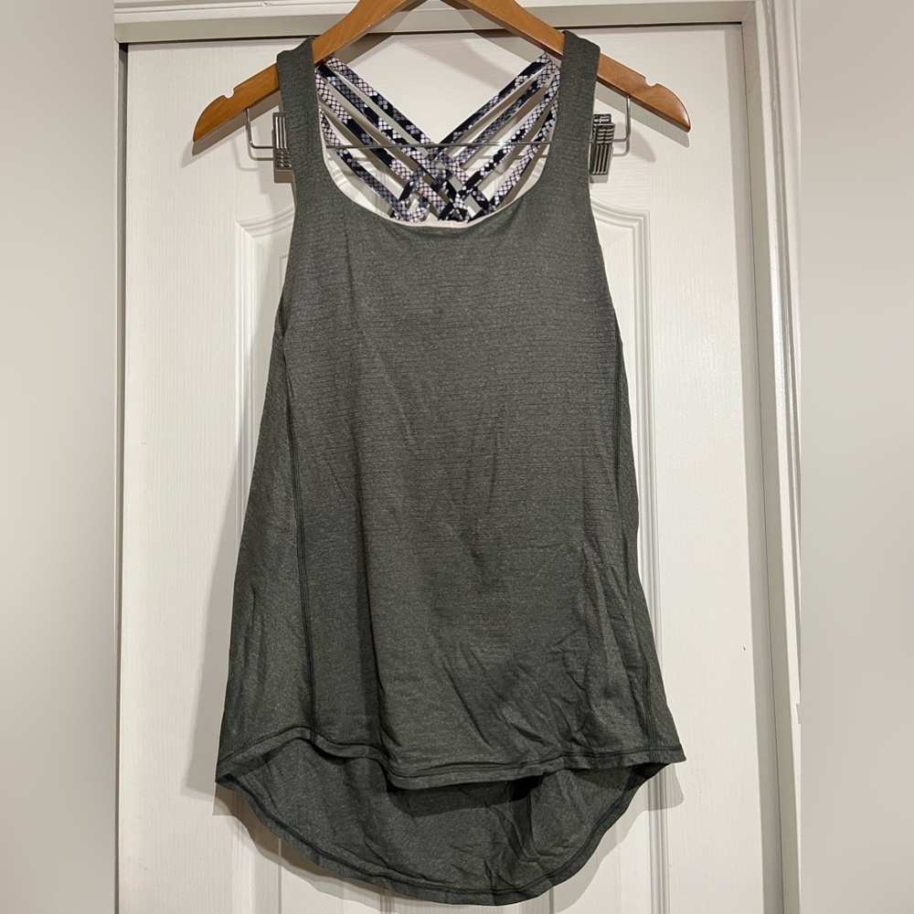 NWOT Lululemon Wild Tank
Heathered Gator Green / Ziggy Snake Butter Pink…